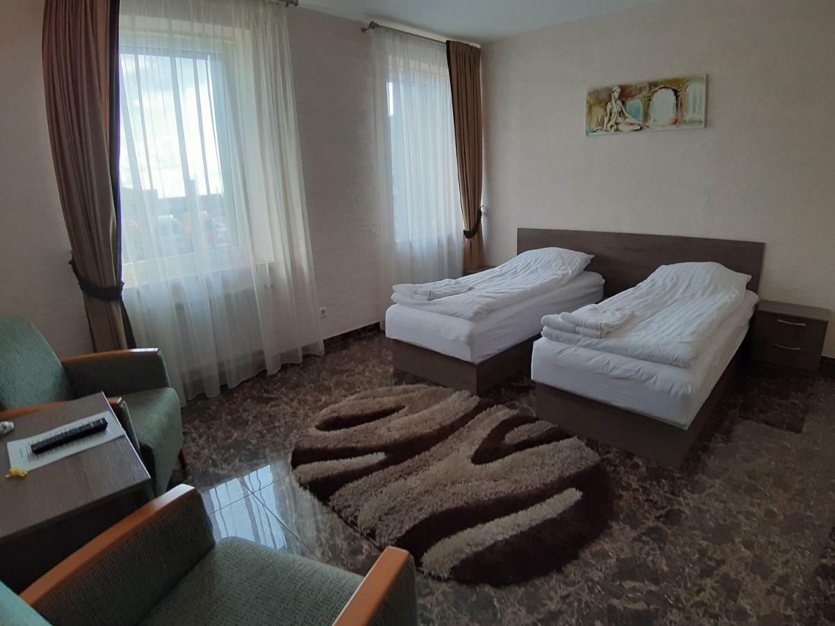 Arka Hotel Możejki Zewnętrze zdjęcie