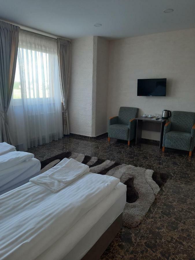 Arka Hotel Możejki Zewnętrze zdjęcie